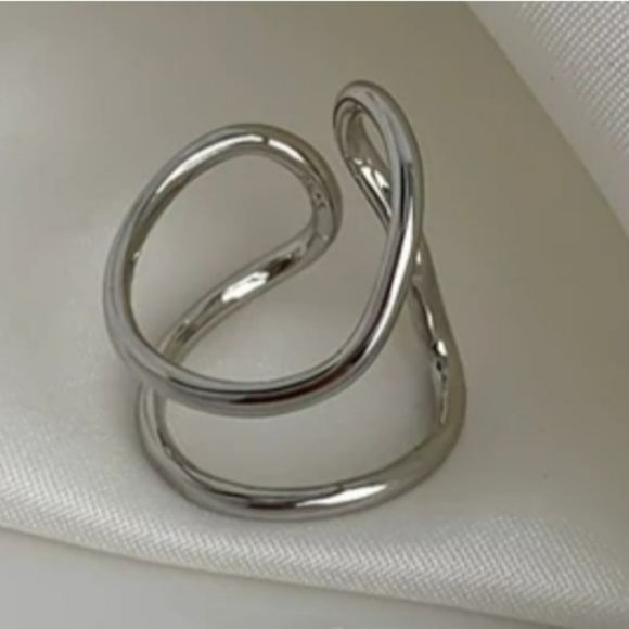 Womens Set of Two Silver‎ And Gold Irregular line Open Rings Adjustable - Picture 3 of 10